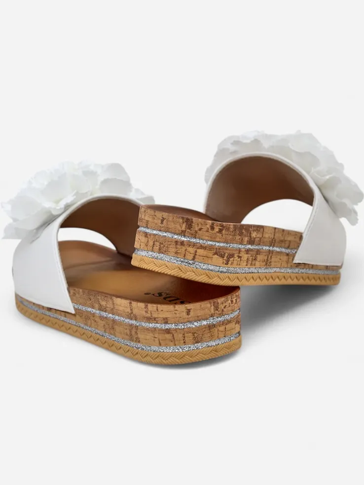 Royalfashion Klapki damskie z kwiatuszkami Focce