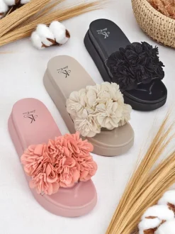 Royalfashion Klapki damskie z kwiatuszkami Frezja