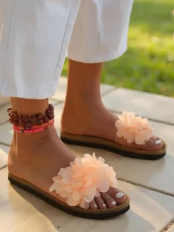 Royalfashion Klapki damskie z kwiatuszkami Flora Soft