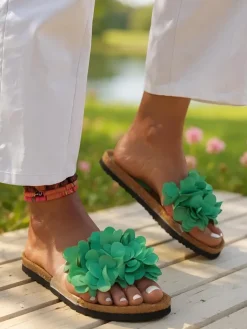 Royalfashion Klapki damskie z kwiatuszkami Flora Soft