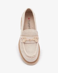 Royalfashion Kremowe ażurowe damskie mokasyny z łańcuszkiem Imerila