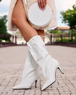 Royalfashion Krótkie kozaki damskie Sobete