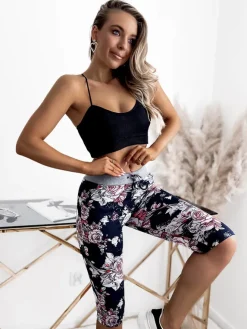 Royalfashion Kwiatowe spodenki damskie 3/4 w kolorze granatowo- koralowym