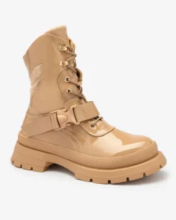 Royalfashion Lakierowane botki damskie w kolorze jasnobrązowym Setogy