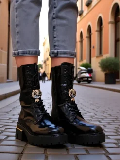 Royalfashion Lakierowane damskie botki typu workery Tesiolle