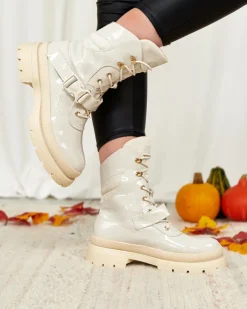 Royalfashion Lakierowane botki damskie w kolorze beżowym Setogy