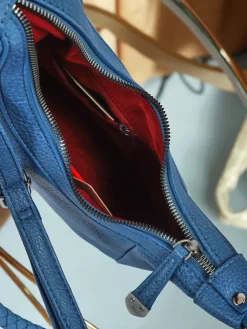 Royalfashion Mała damska torebka z eko skóry z ozdobnym paseczkiem Lacquea