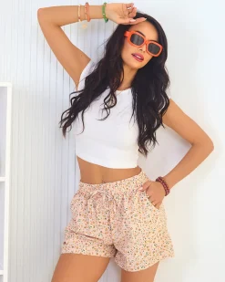 Royalfashion Materiałowe krótkie spodenki damskie w kwiaty