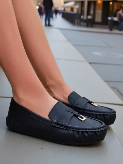 Royalfashion Matowe mokasyny damskie Timmone