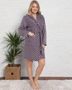 Royalfashion Miękki fioletowy damski szlafrok w groszki