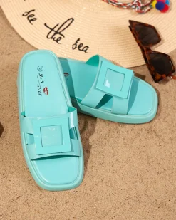 Royalfashion Miętowe damskie klapki z ozdobą Zegora