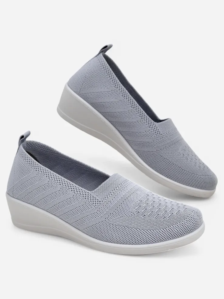 Royalfashion Mokasyny damskie na niskim koturnie Epoles