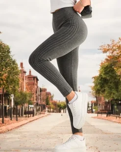 Royalfashion Ocieplane legginsy damskie prążkowane