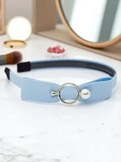 Royalfashion Opaska do włosów z kokardką i broszką Bow Charm