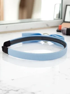 Royalfashion Opaska do włosów z kokardką i broszką Bow Charm