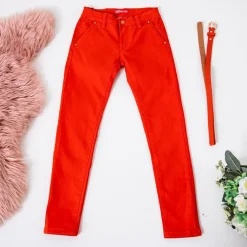 Royalfashion Pomarańczowe dziecięce spodnie z paskiem