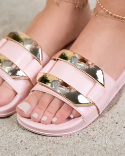 Royalfashion Różowe damskie klapki ze złotą ozdobą Serina