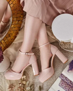 Royalfashion Sandały damskie na słupku lakierowane Lefeyoa