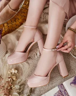 Royalfashion Sandały damskie na słupku lakierowane Lefeyoa