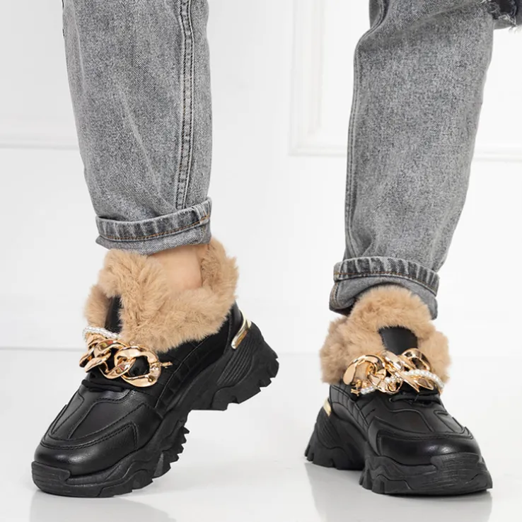 Royalfashion Sportowe czarne buty damskie z futerkiem Flixis