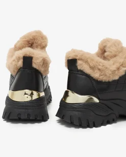 Royalfashion Sportowe czarne buty damskie z futerkiem Flixis
