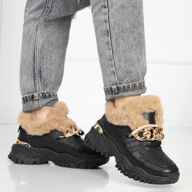Royalfashion Sportowe czarne buty damskie z futerkiem Flixis