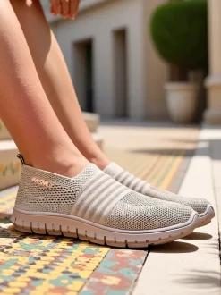 Royalfashion Sportowe mokasyny damskie Sortpes