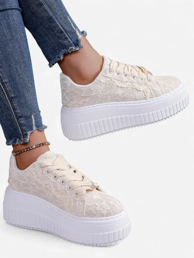 Royalfashion Sportowe sneakersy damskie z koronką Coronna