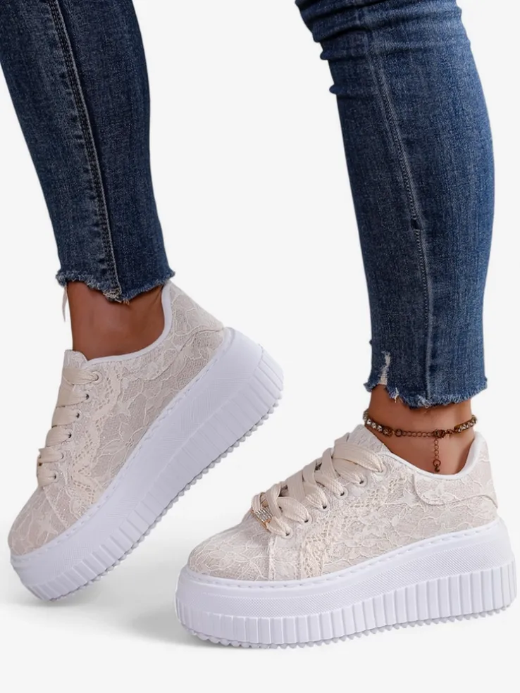 Royalfashion Sportowe sneakersy damskie z koronką Coronna