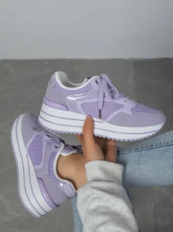 Royalfashion Sportowe sneakersy damskie na platformie Revided