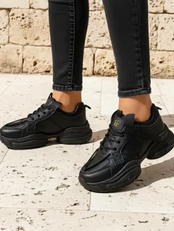 Royalfashion Sportowe sneakersy damskie na grubszej podeszwie Quensi