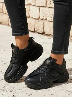 Royalfashion Sportowe sneakersy damskie na grubszej podeszwie Quensi