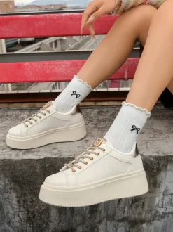 Royalfashion Sportowe sneakersy damskie z ozdobnymi sznurówkami Eone