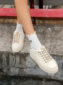 Royalfashion Sportowe sneakersy damskie z ozdobnymi sznurówkami Eone