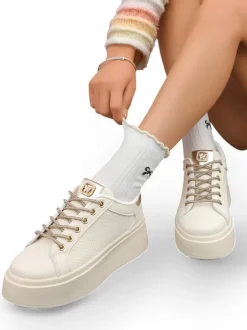 Royalfashion Sportowe sneakersy damskie z ozdobnymi sznurówkami Eone