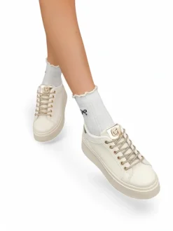 Royalfashion Sportowe sneakersy damskie z ozdobnymi sznurówkami Eone