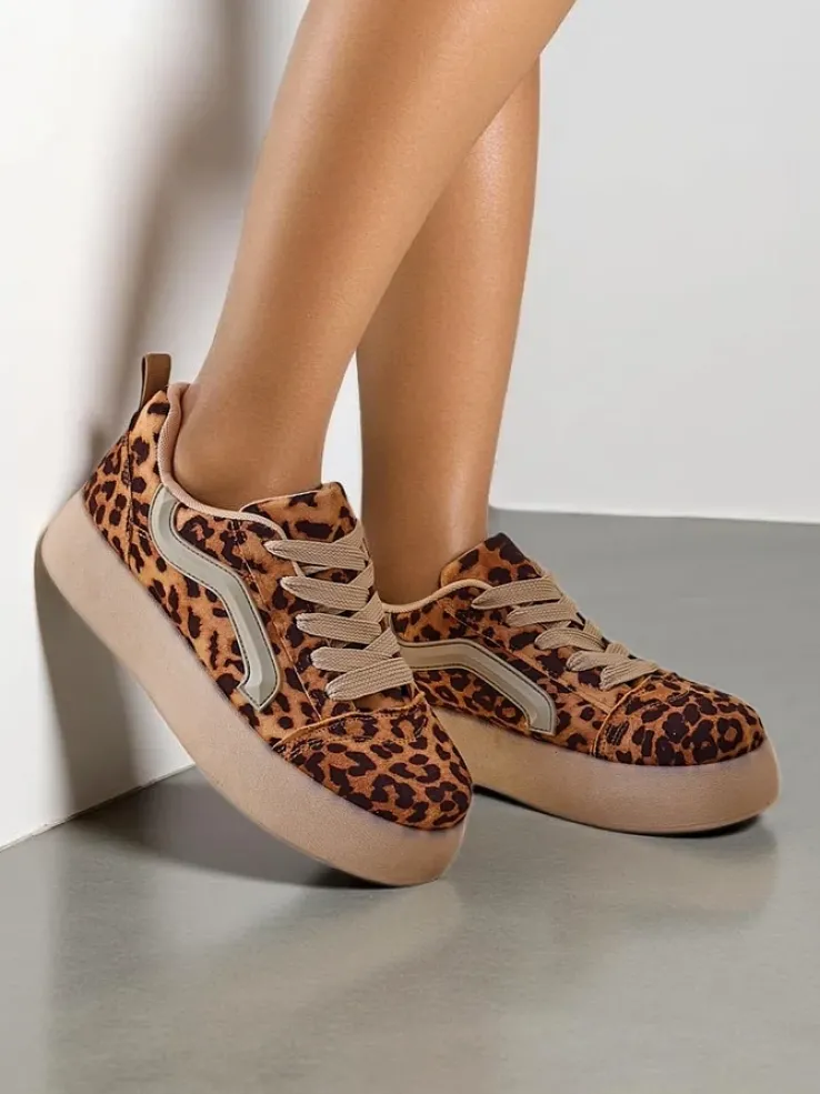 Royalfashion Sportowe sneakersy damskie na platformie Ensis