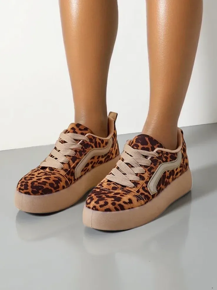 Royalfashion Sportowe sneakersy damskie na platformie Ensis