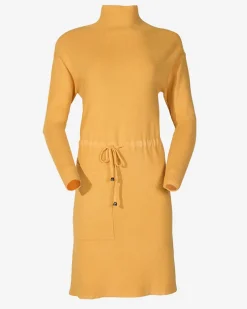 Royalfashion Żółta damska sukienka swetrowa z golfem