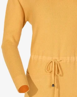 Royalfashion Żółta damska sukienka swetrowa z golfem