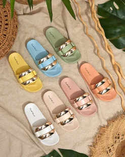 Royalfashion Żółte damskie klapki ze złotą ozdobą Serina