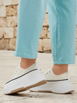 Royalfashion Trampki damskie na platformie Beemes