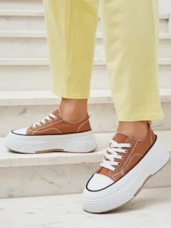 Royalfashion Trampki damskie na platformie Beemes