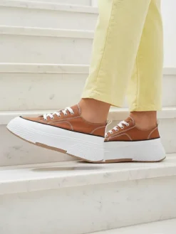 Royalfashion Trampki damskie na platformie Beemes