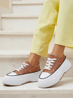 Royalfashion Trampki damskie na platformie Beemes