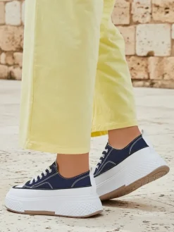 Royalfashion Trampki damskie na platformie Beemes