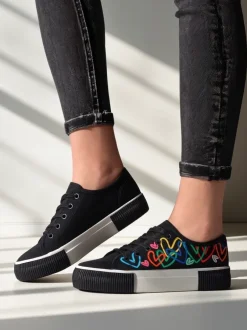 Royalfashion Trampki damskie z printem Sercess