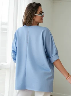 Royalfashion Wiskozowa damska bluzka z napisami z cyrkonii