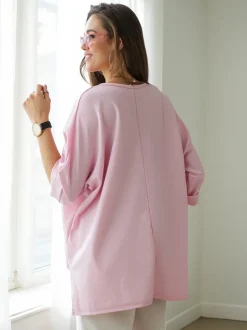 Royalfashion Wiskozowa damska bluzka z napisami z cyrkonii