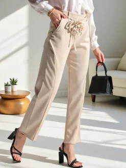 Royalfashion Wiskozowe proste spodnie damskie z kwiatem